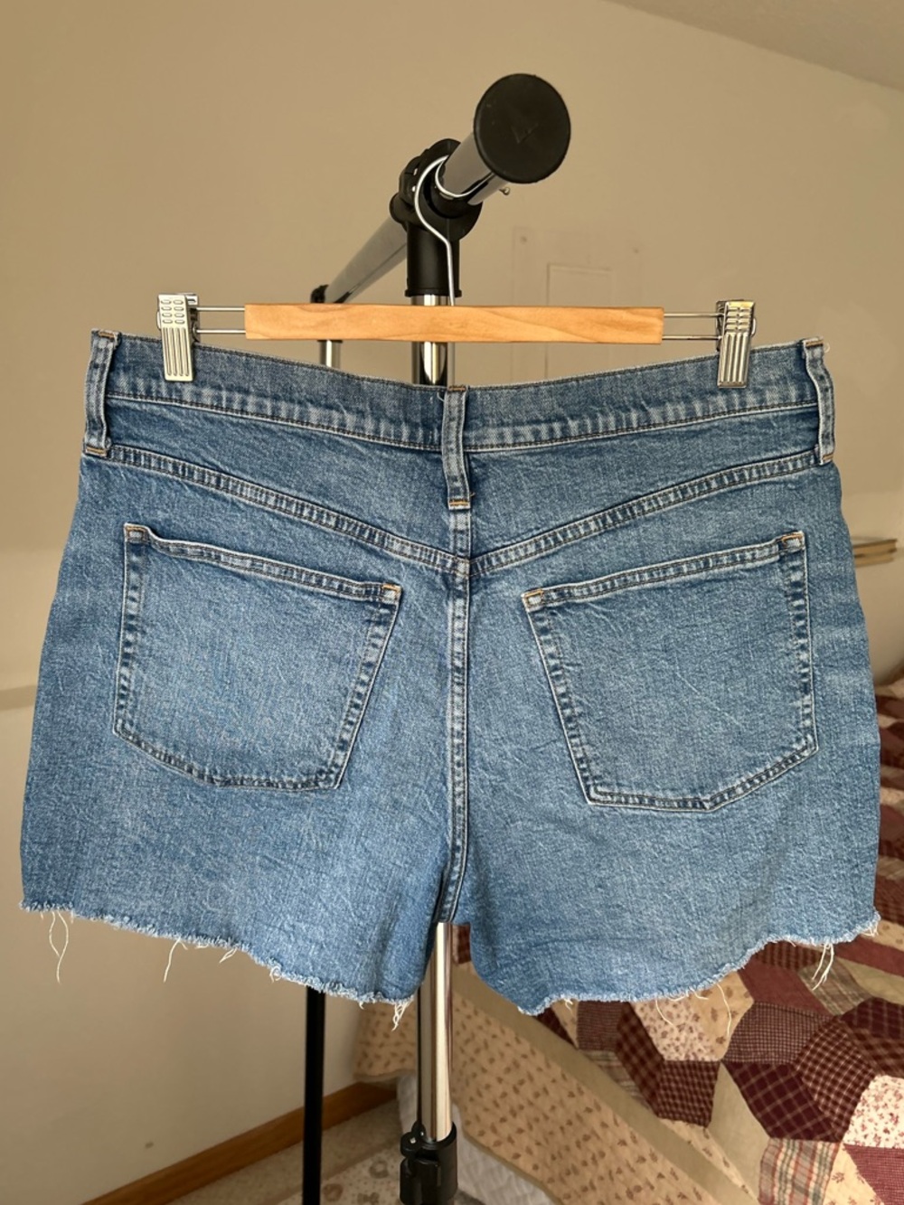 J. Crew High Rise Jean Short 31 - Picture 2 of 7